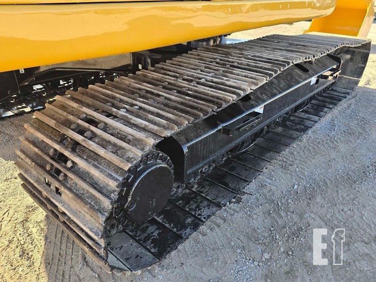 2017-caterpillar-326fl-image-38