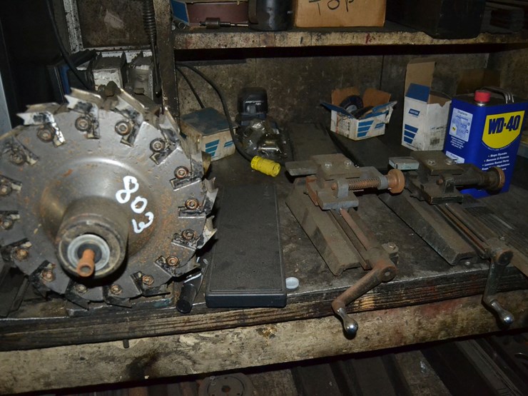 (2)-15"-16-knife-planer-heads-w/-(4)-2"-16-knife-side-heads-w/extra-knives-w/(2)-joiners-image-2