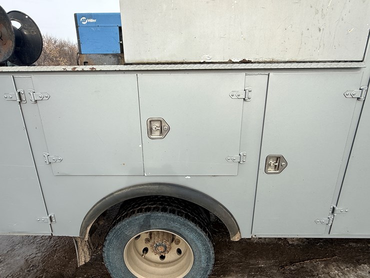 2004-caterpillar-c7-image-23