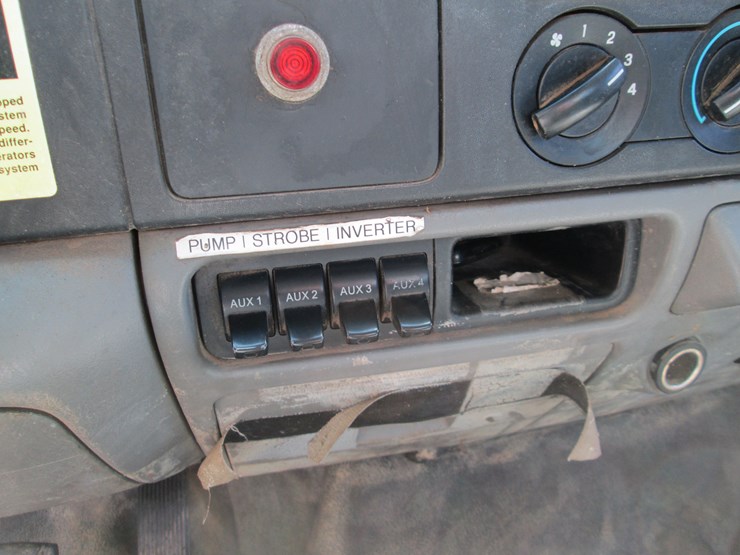 2007-ford-f550-image-55