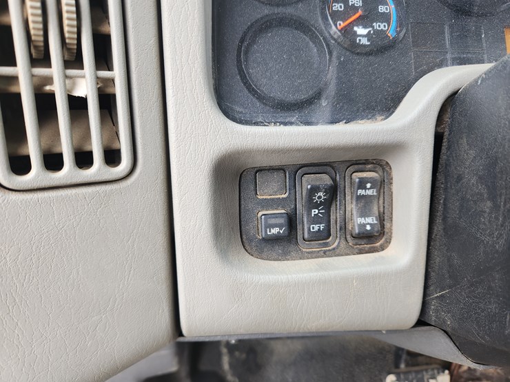 2008-international-workstar-7400-image-79