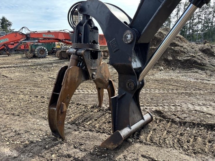 caterpillar-330c-image-19