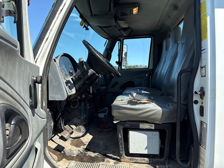 2002-international-4300-sba-image-35