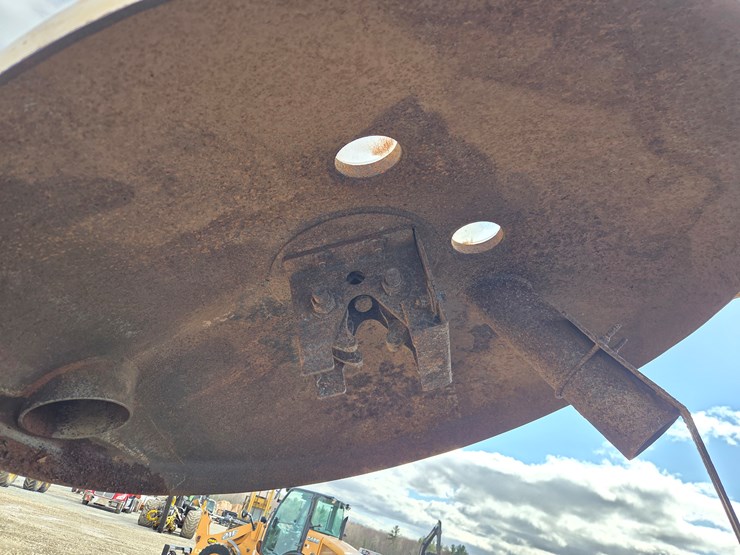 2019-massey-ferguson-8-image-37