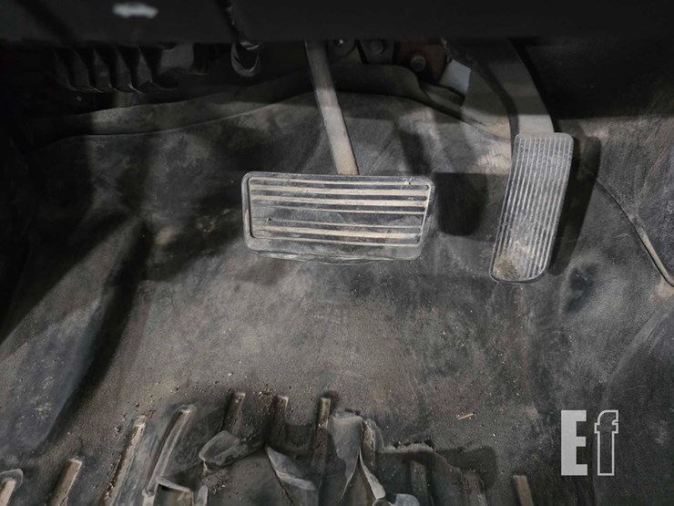 2014-chevrolet-silverado-1500-image-11