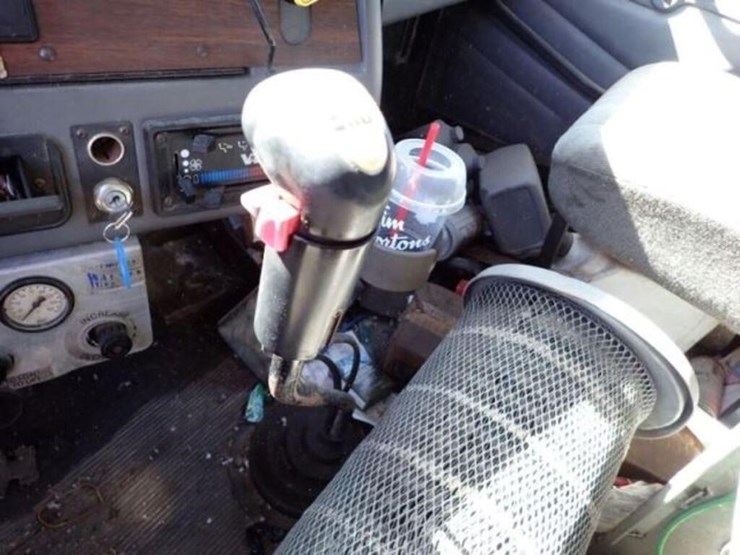 2000-western-star-5900-image-17