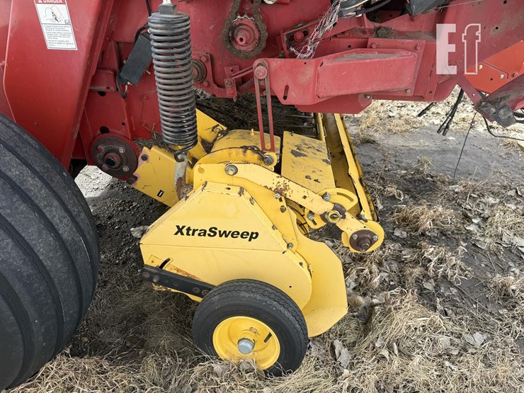 new-holland-br7090-image-5