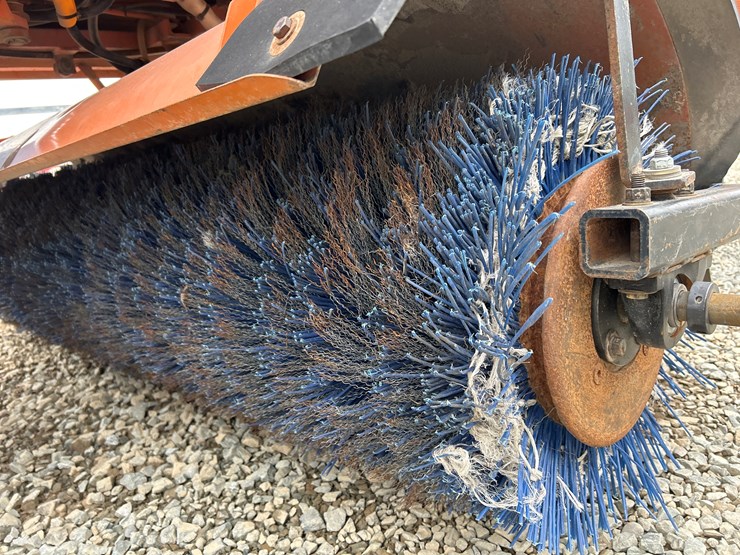 broce-rj350-image-15