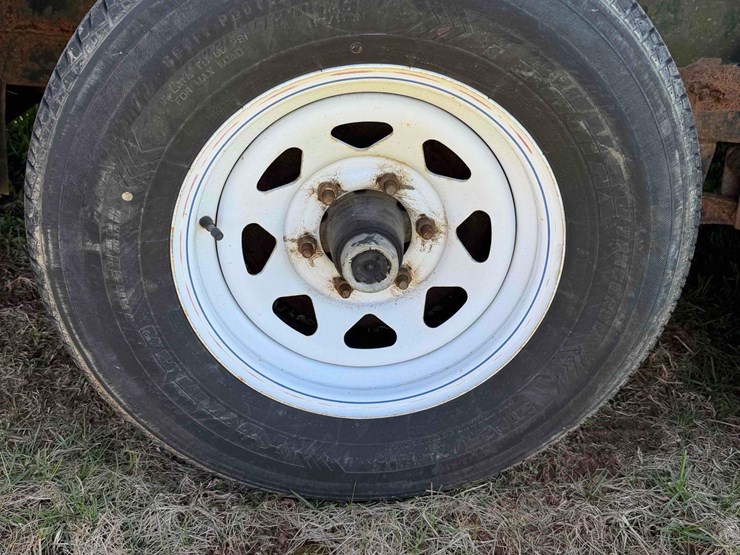 2011-premier-lt824-10k-tandem-axle-trailer-image-6