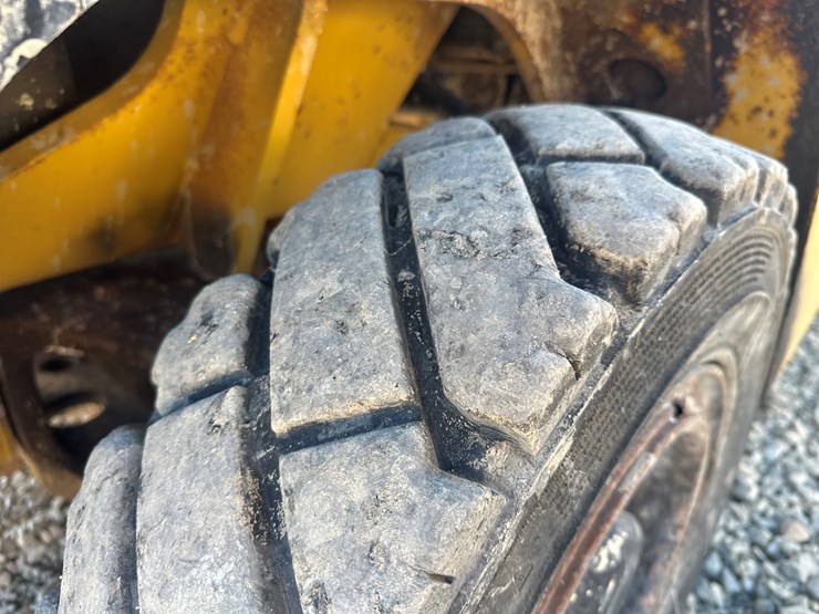 massey-ferguson-8-image-41