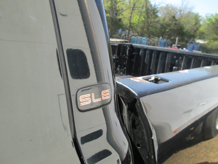 2001-gmc-1500hd-image-21