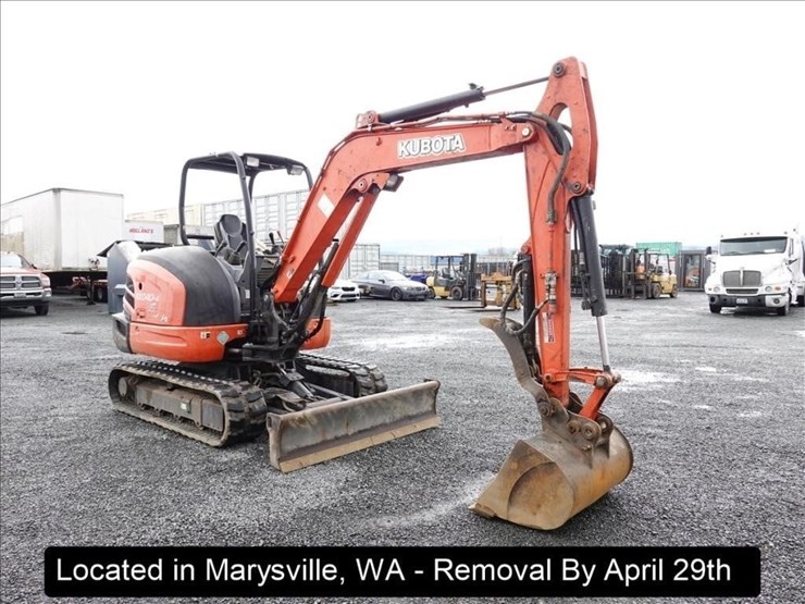 2016-kubota-kx040-4-image-18