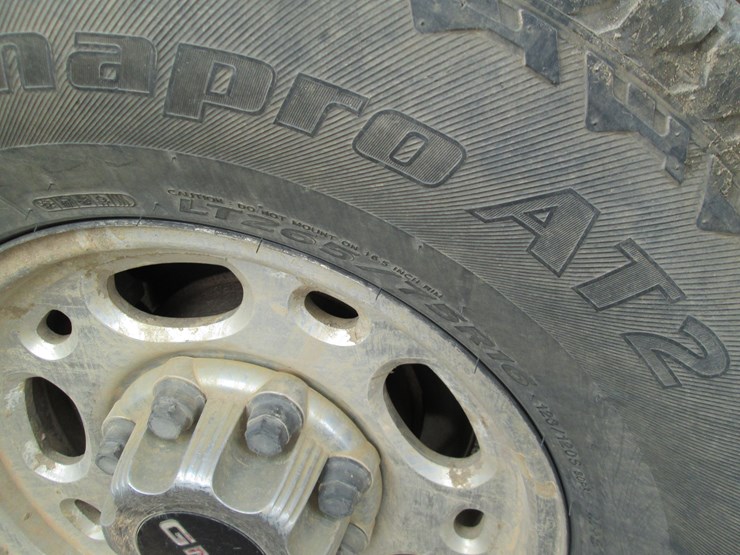 2001-gmc-1500hd-image-6