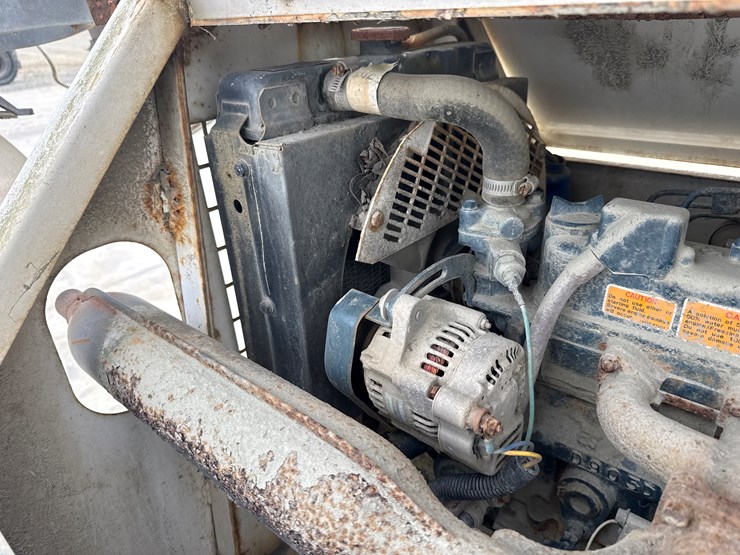 massey-ferguson-8-image-25