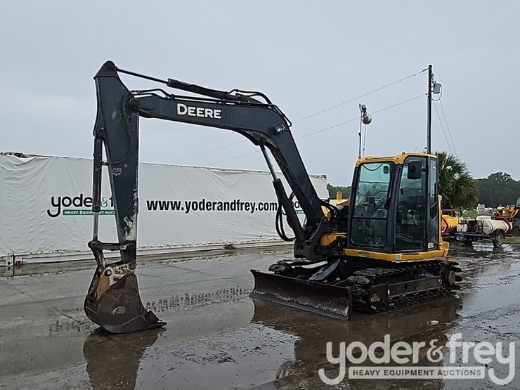 2020-deere-85g-image-1