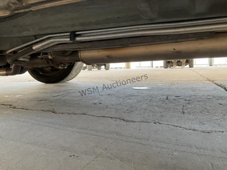 2017-ford-explorer-image-26