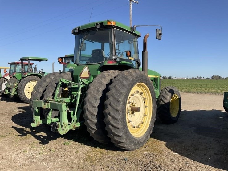 john-deere-8210-image-3