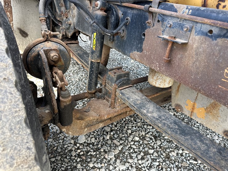 2001-caterpillar-c15-image-30