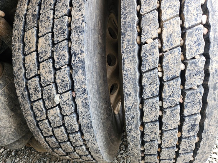 2014-kenworth-t800-image-52