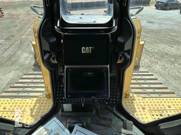 2020-caterpillar-d6-xe-lgp-image-19