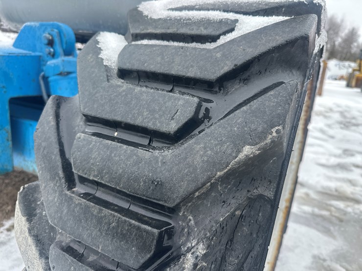 2005-massey-ferguson-8-image-55