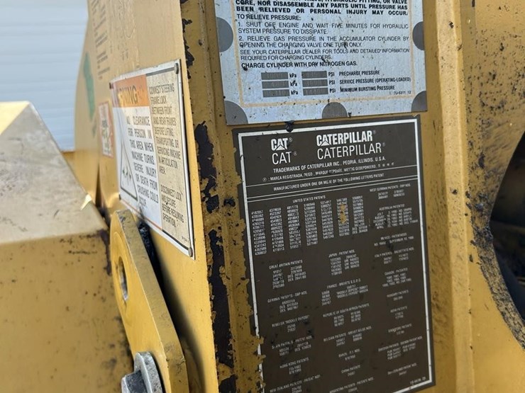 2000-caterpillar-938g-image-33