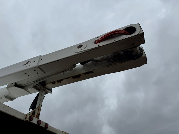 2007-international-durastar-4400-image-35