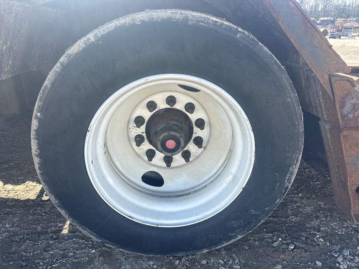 2007-massey-ferguson-8-image-54