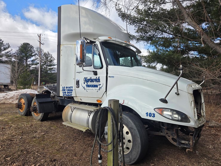 2012-international-prostar-image-7