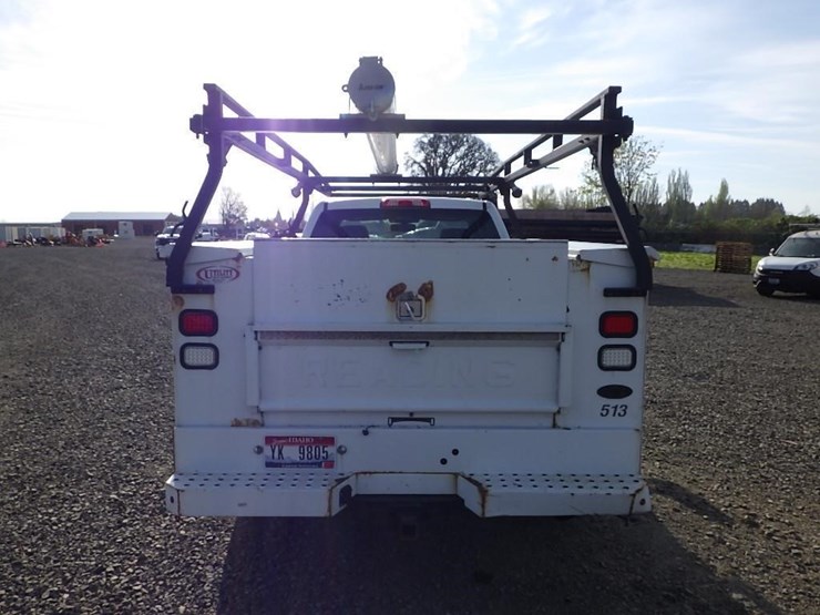 2017-chevrolet-2500hd-image-6