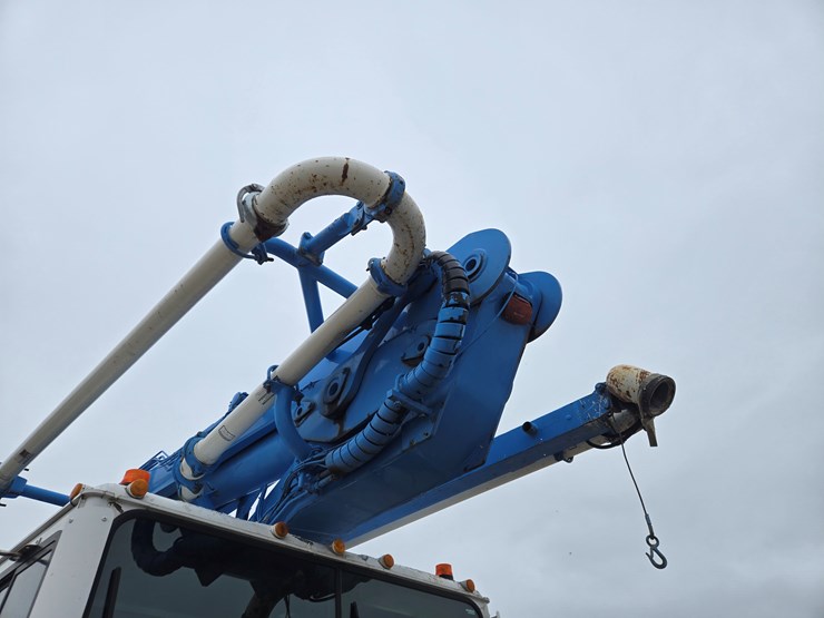 massey-ferguson-8-image-73