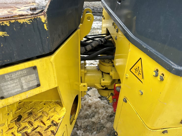 2006-bomag-bw120ad-4-image-18
