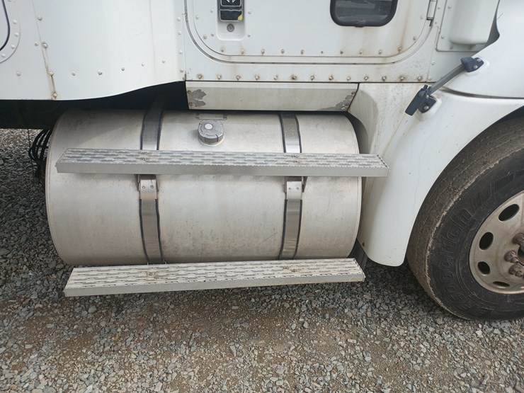 2000-international-9200i-image-15