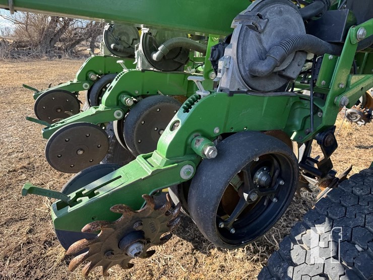 john-deere-1770-image-27