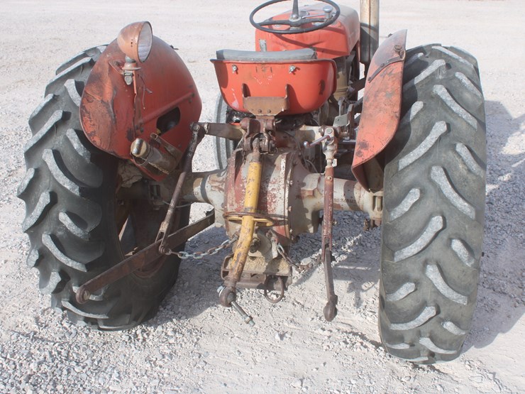 ferguson-35-image-23