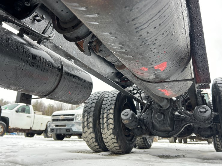 2007-kenworth-w900-image-27