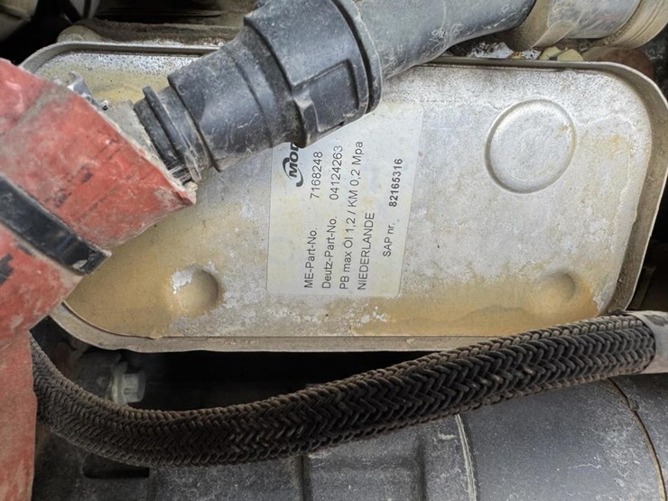 2014-genie-gth1056-image-48