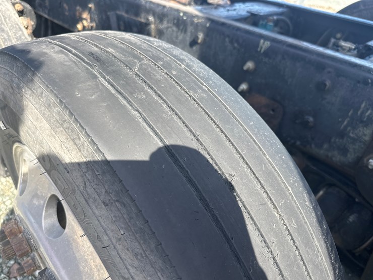 2012-international-7600-image-77