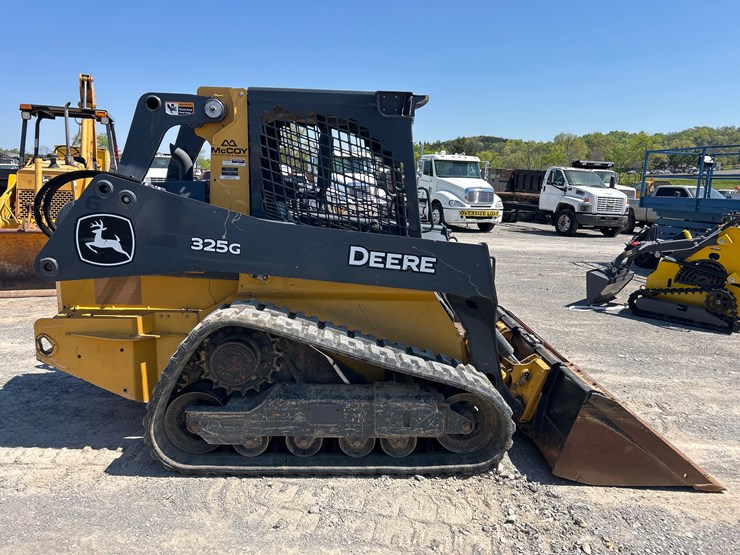 2019-deere-325g-image-6