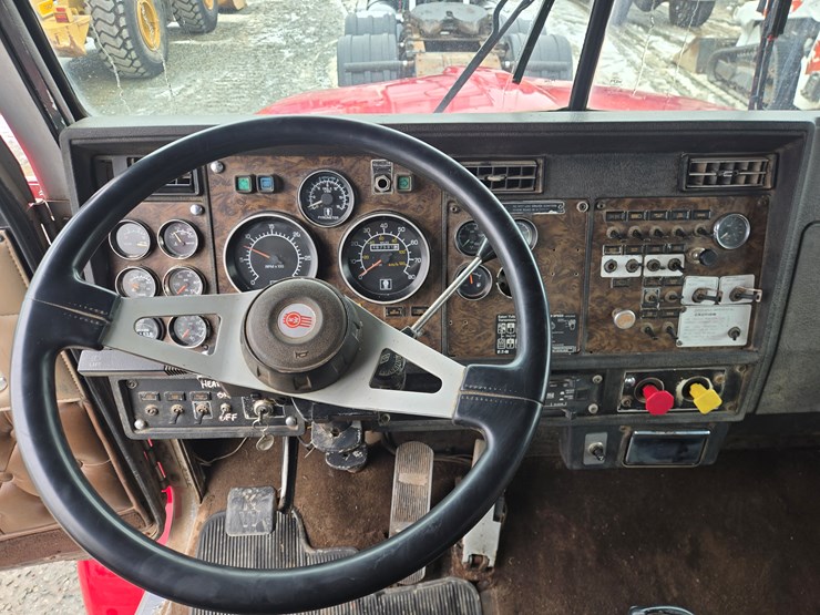 1993-kenworth-t800-image-74