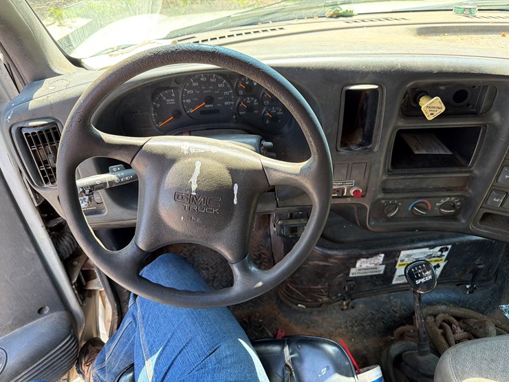 2003-caterpillar-c7-image-41