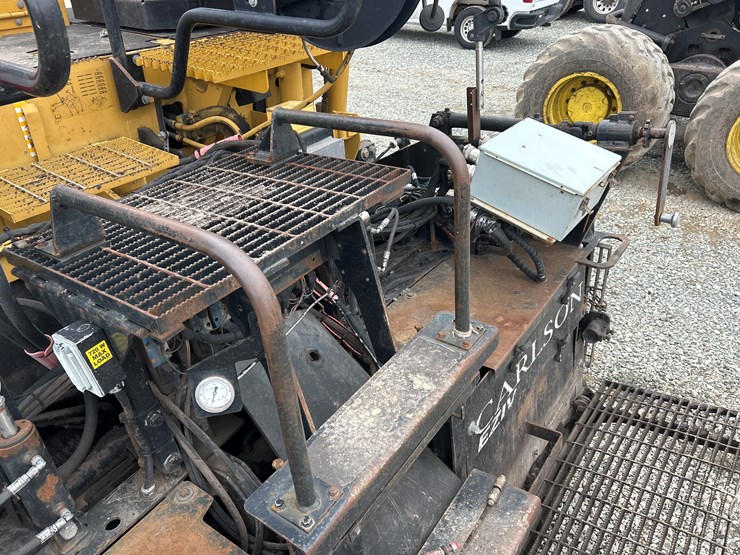 caterpillar-ap-600d-image-33