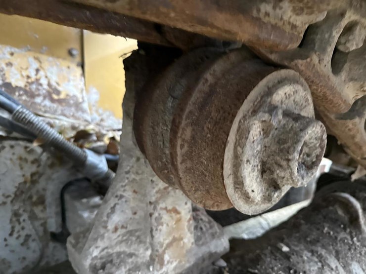 2006-caterpillar-d5n-lgp-image-44