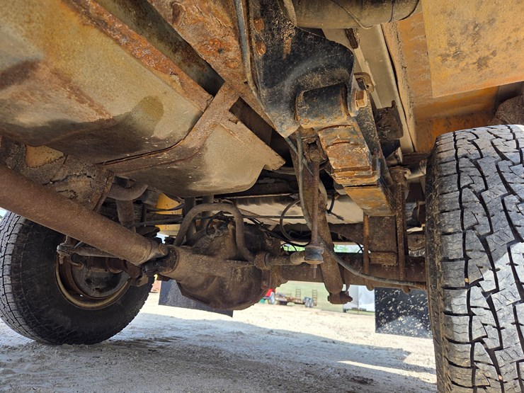 1997-ford-f350-image-43