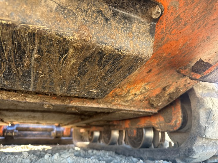 2020-gehl-rt105-image-52