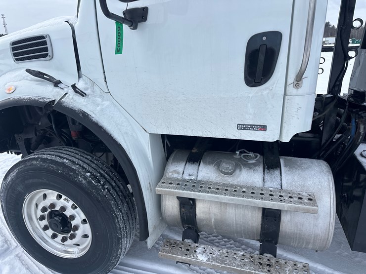 2009-caterpillar-c13-image-16