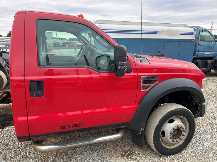 2008-ford-f550-xl-image-15