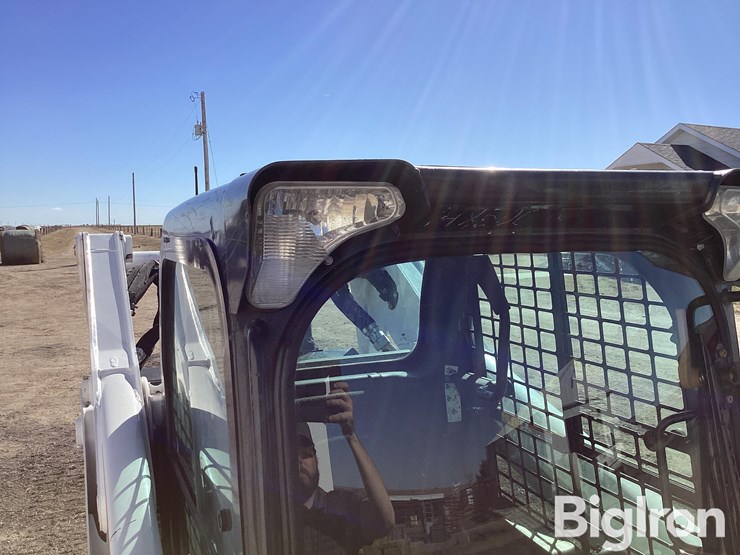 2022-bobcat-t770-image-18