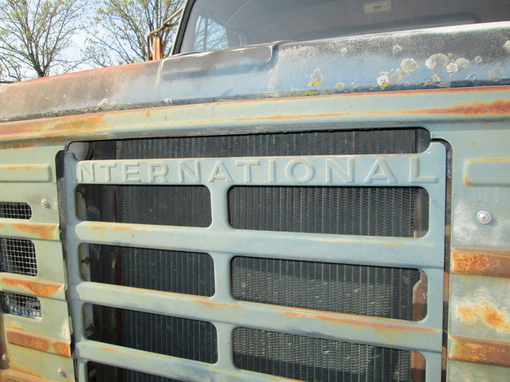 1981-international-s1800-image-16