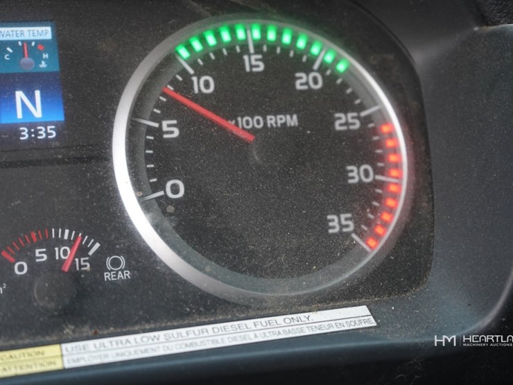 2012-hino-338-image-14